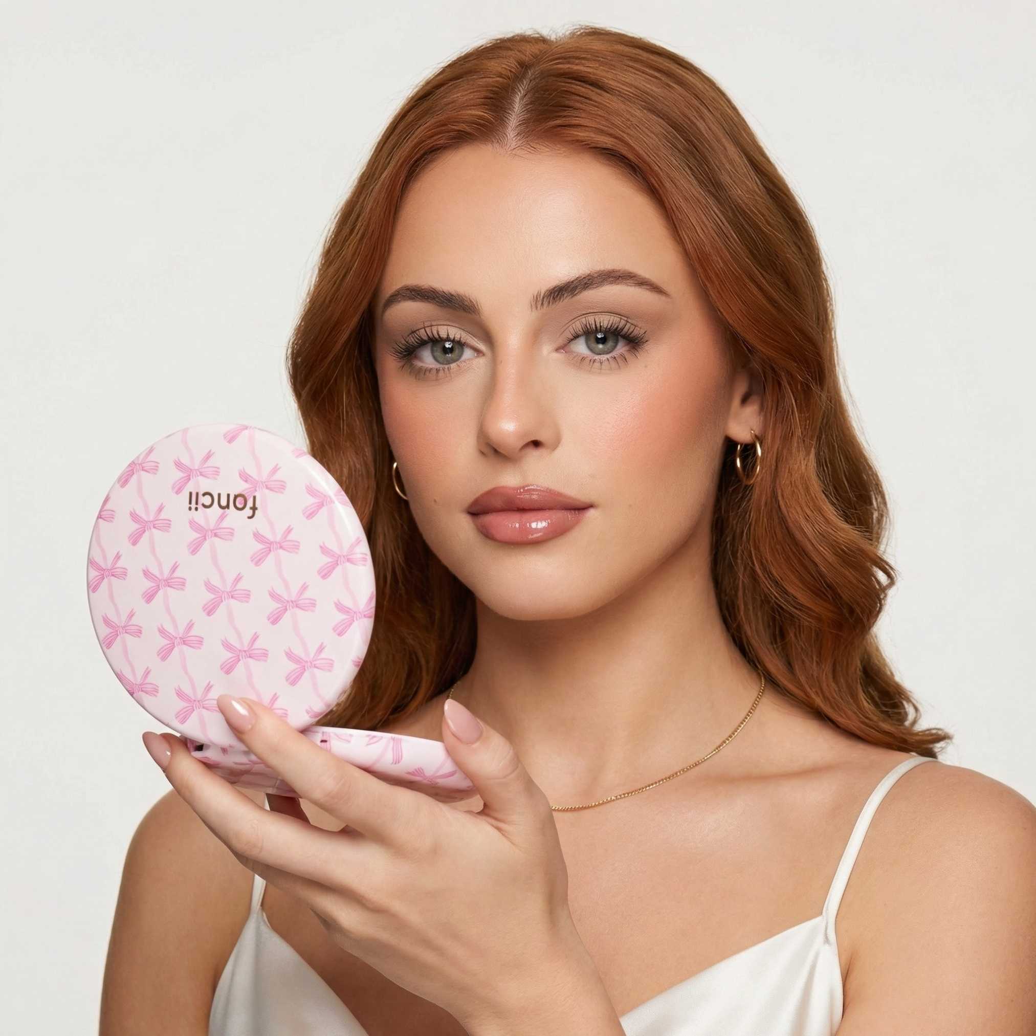 Taylor LED Compact Mirror